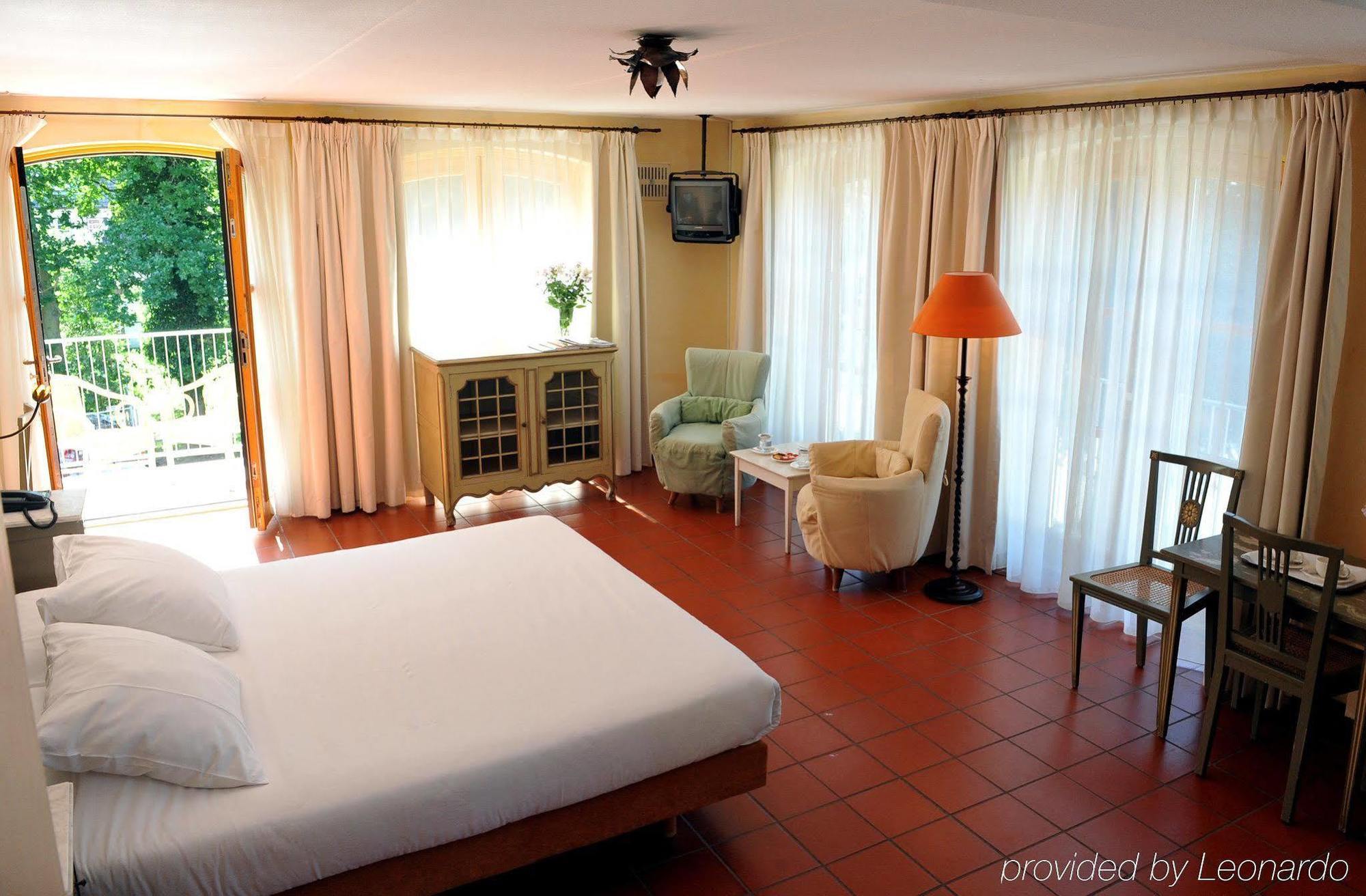 סחירמוניקוג Hotel Graaf Bernstorff חדר תמונה